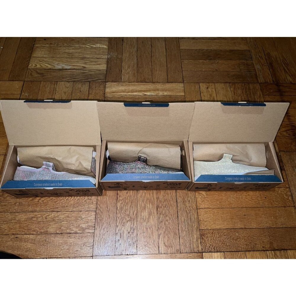 3 Pairs NIB Cienta Mary Jane Sneakers EU33